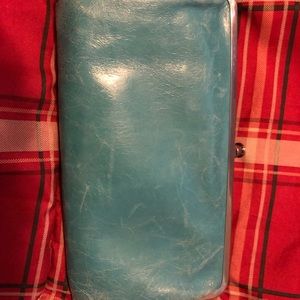 Hobo International Lauren clutch wallet